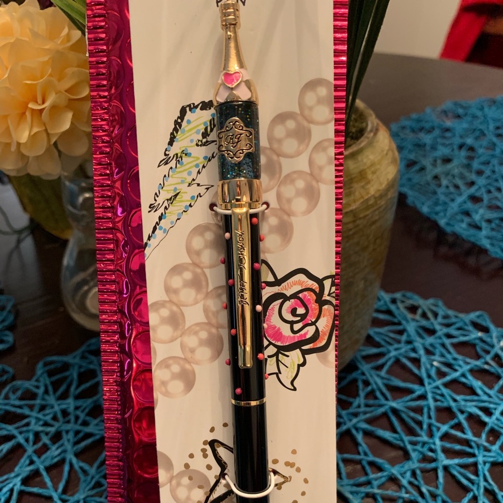Betsy John novelty Pen